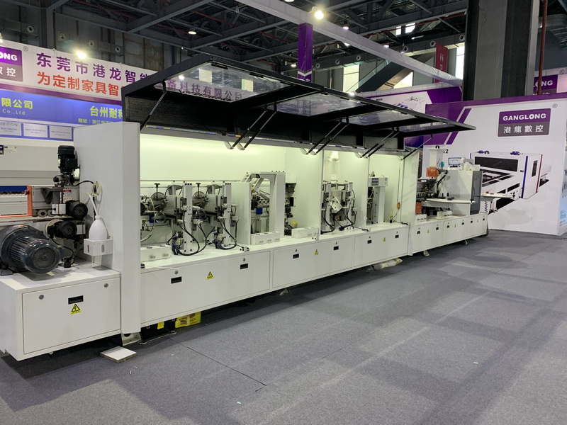 團(tuán)隊(duì)風(fēng)采