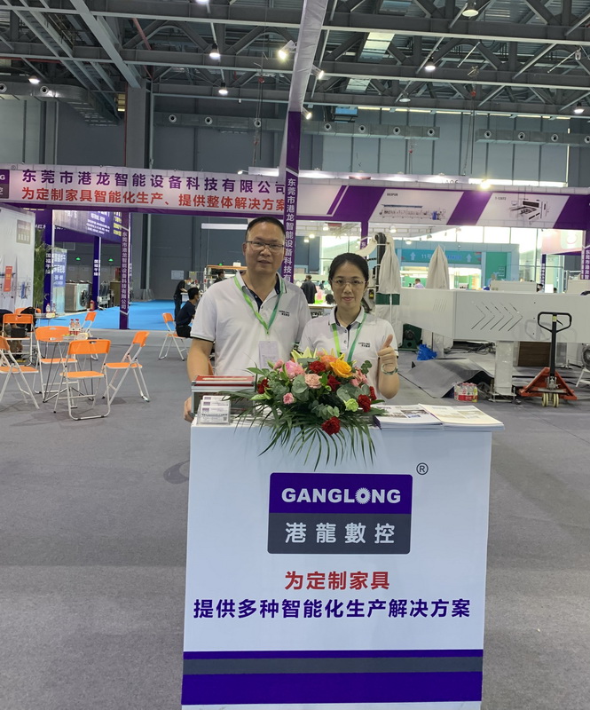 團(tuán)隊(duì)風(fēng)采